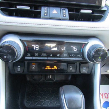 Used 2024 Toyota RAV4 XLE Premium image 12