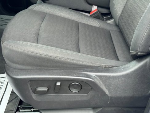 Used 2024 Chevrolet Silverado 1500 Custom image 22