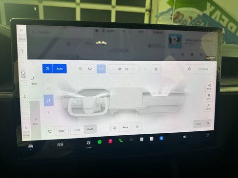 Used 2025 Tesla Model X image 23