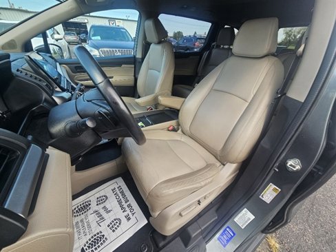 Used 2018 Honda Odyssey EX-L image 11
