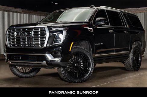 Used 2025 GMC Yukon XL Denali image 5