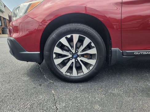 Used 2015 Subaru Outback 2.5i Limited image 8