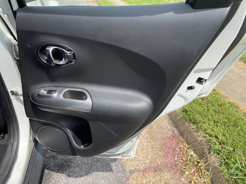 Used 2017 Nissan Juke S image 20
