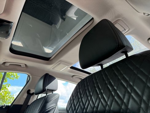 Used 2019 BMW 750i w/ Executive Package image 50