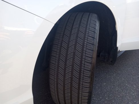 Used 2023 Honda Accord EX image 9