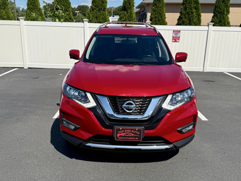 Used 2017 Nissan Rogue SV w/ SV Premium Package image 2