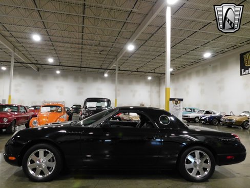 Used 2002 Ford Thunderbird image 5