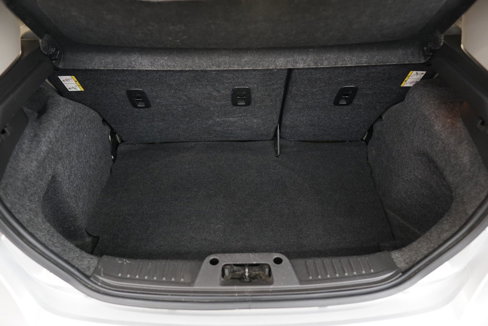 Used 2013 Ford Fiesta SE image 32