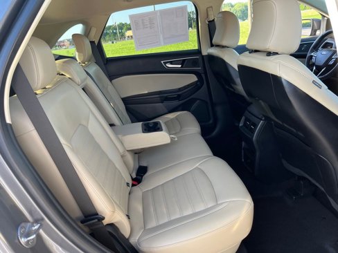 Used 2024 Ford Edge SEL image 15