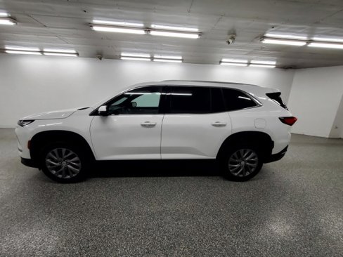 New 2026 Buick Enclave Preferred w/ Power Package image 7