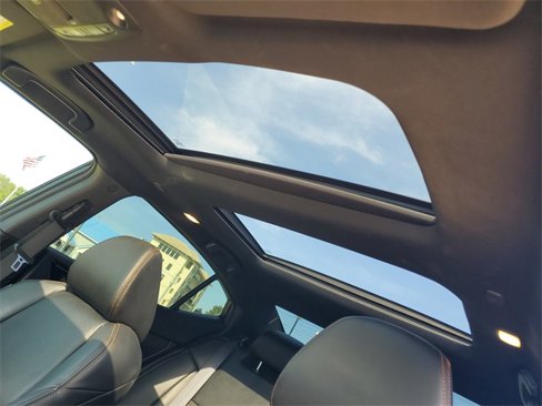 Used 2023 Nissan Maxima SR w/ Sport Mat Group image 15