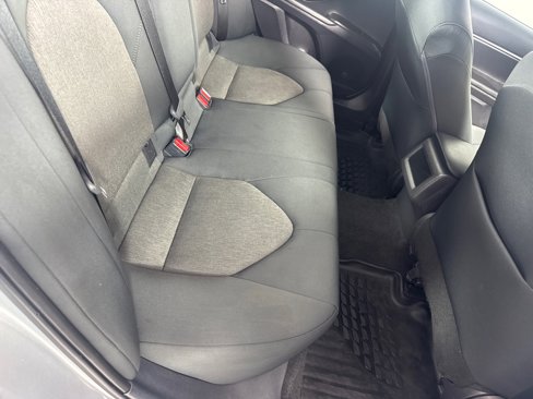Used 2022 Toyota Camry LE image 20