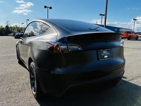 Used 2025 Tesla Model Y Long Range image 6