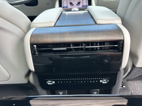 New 2025 Jeep Grand Wagoneer 4WD image 50