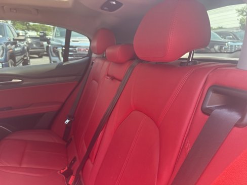 Used 2020 Alfa Romeo Stelvio Ti w/ Active Blind Spot Package image 18