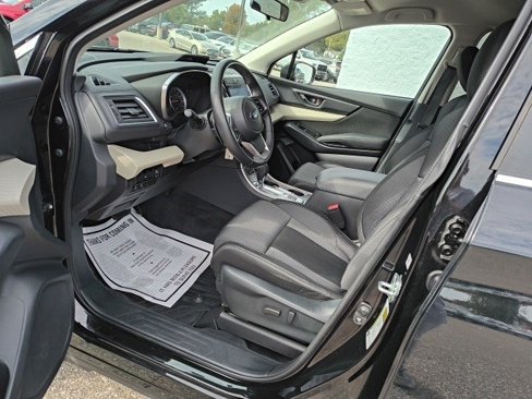Used 2022 Subaru Ascent Premium image 11
