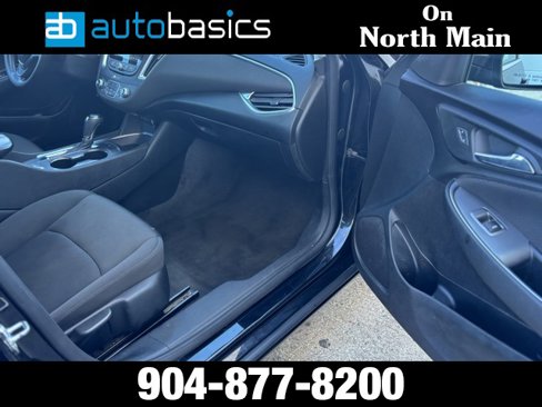 Used 2020 Chevrolet Malibu LT image 9