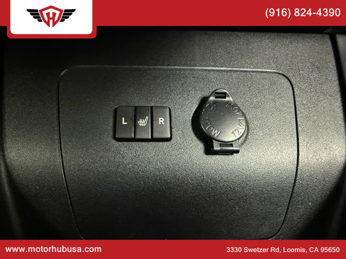 Used 2015 Toyota Prius Five image 34