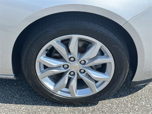 Used 2019 Chevrolet Impala LT w/ LT Convenience Package image 8