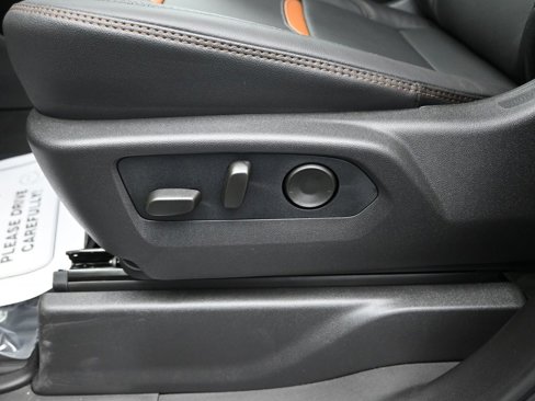 New 2026 GMC Sierra 1500 AT4 w/ Technology Package image 24