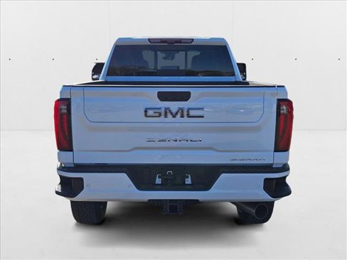 New 2026 GMC Sierra 2500 Denali Ultimate image 8