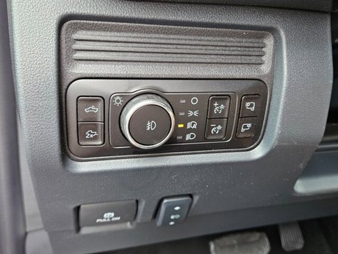 New 2025 Ford F250 Lariat w/ Lariat Ultimate Package image 28