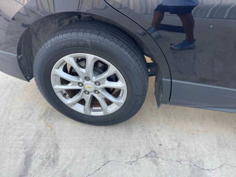 Used 2019 Chevrolet Equinox LS image 26
