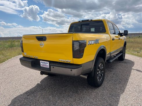 Used 2016 Nissan Titan PRO-4X w/ Pro-4x Convenience Package image 5