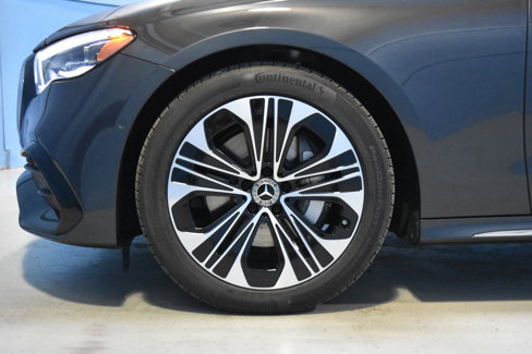 New 2026 Mercedes-Benz E 350 4MATIC Sedan image 20