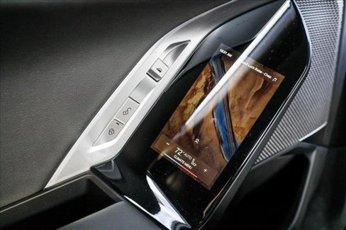 Used 2025 BMW 740i xDrive image 21