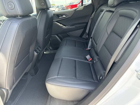 New 2026 Chevrolet Equinox LT w/ Convenience Package II image 12