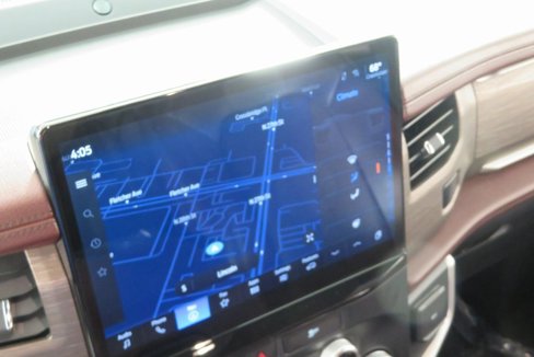 Used 2024 Ford Expedition Limited image 26