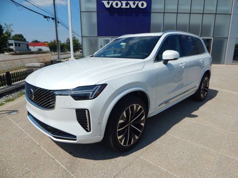 New 2026 Volvo XC90 B6 Plus w/ Protection Package Premier image 2