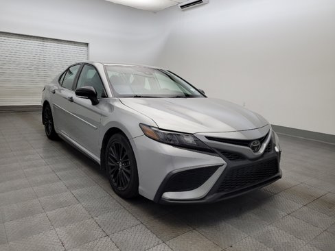 Used 2022 Toyota Camry SE image 13
