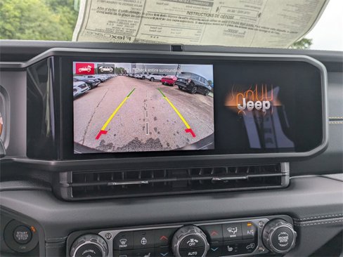 New 2025 Jeep Wrangler Sahara image 21