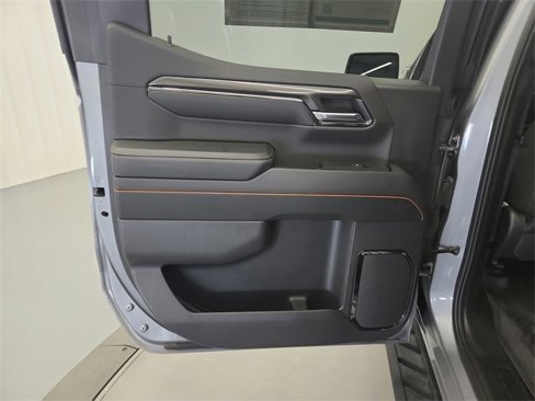 Used 2024 GMC Sierra 1500 AT4 w/ Technology Package image 34