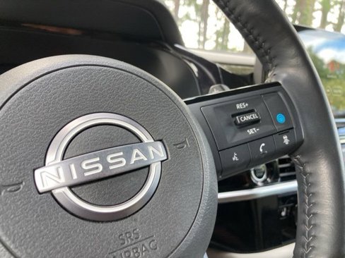 Used 2022 Nissan Pathfinder SL image 29