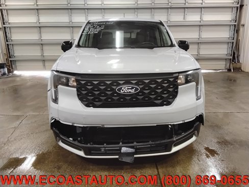 Used 2025 Ford Maverick Lariat w/ 4K Tow Package image 7