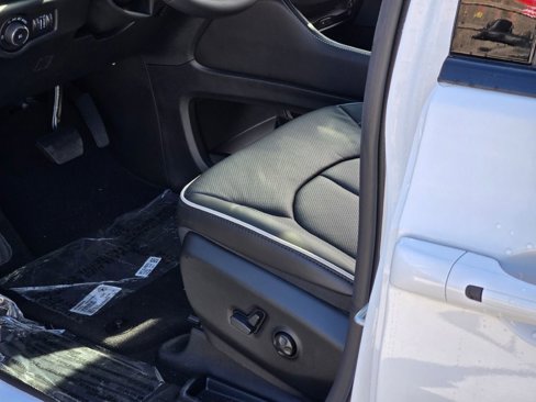 New 2026 Chrysler Pacifica Limited image 21