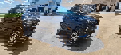 Used 2020 Buick Encore GX Essence w/ Experience Buick Package image 2