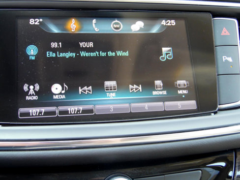 Used 2019 Buick Enclave Essence image 23