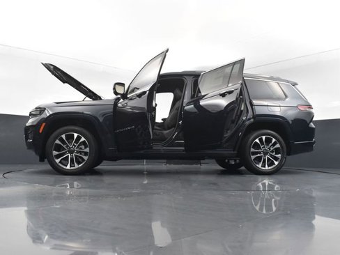 New 2024 Jeep Grand Cherokee L Overland w/ Trailer Tow Package image 61
