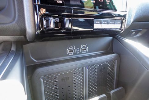 New 2025 RAM 3500 Laramie image 26