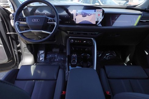 New 2025 Audi Q5 Prestige image 28