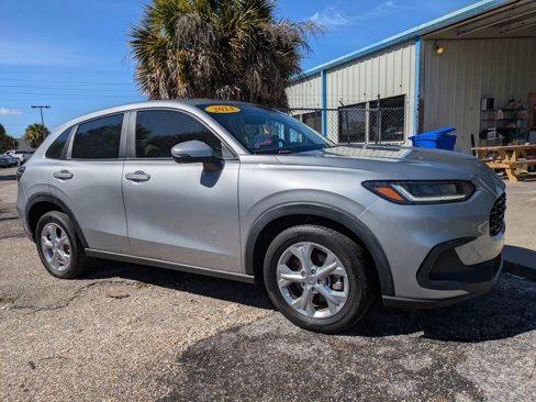 Used 2024 Honda HR-V LX image 2