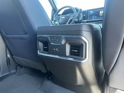 Used 2025 Chevrolet Silverado 3500 High Country w/ High Country Premium Package image 23