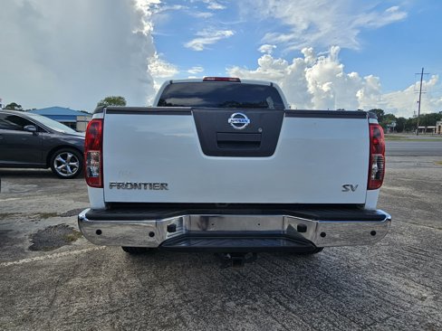 Used 2012 Nissan Frontier SV image 12
