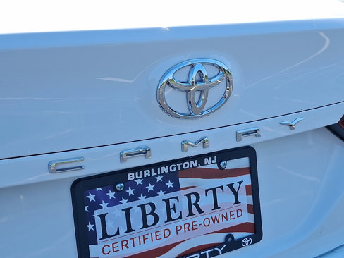 Used 2023 Toyota Camry LE image 30