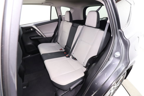 Used 2016 Toyota RAV4 XLE image 19