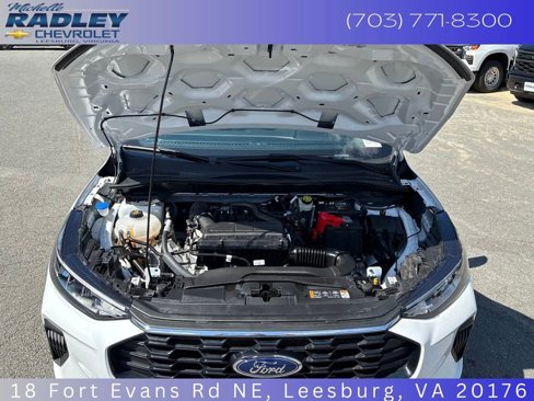 Used 2023 Ford Escape ST-Line w/ Tech Pack #1 image 9
